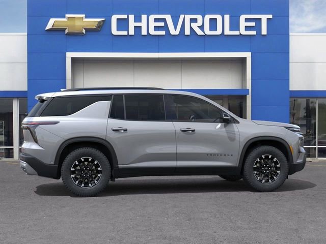 2026 Chevrolet Traverse Z71 photo 3