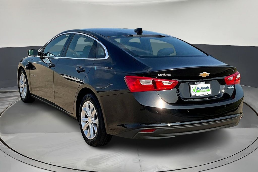2024 Chevrolet Malibu 1LT photo 4