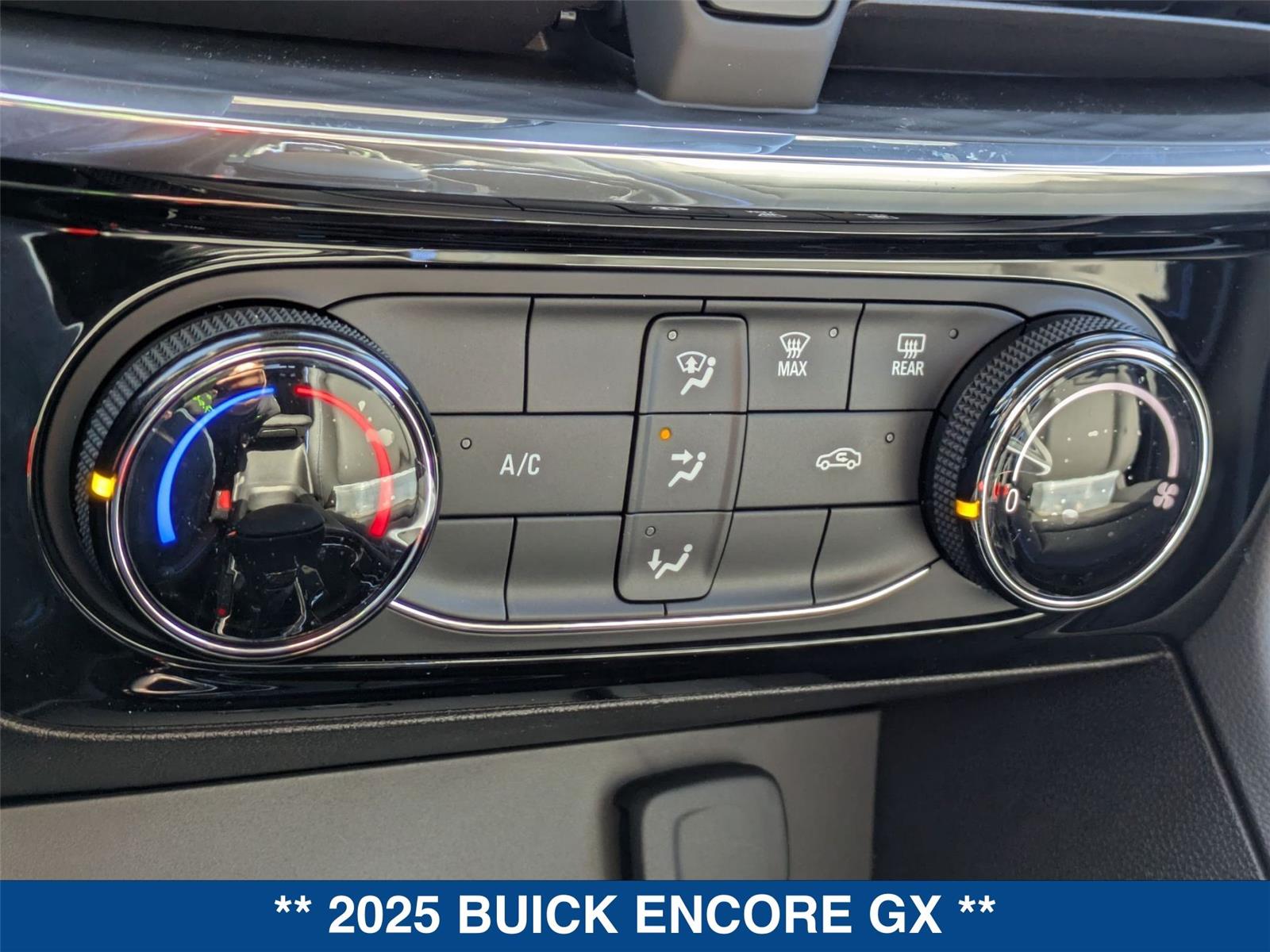 2025 Buick Encore GX Sport Touring photo 16