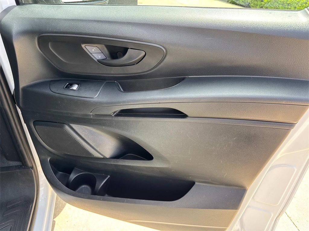 2018 Mercedes Benz Metris Cargo photo 14