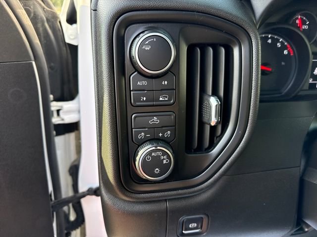 2023 Chevrolet Silverado 1500 photo 30