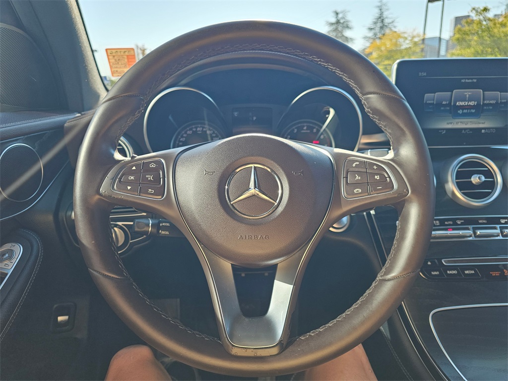 2018 Mercedes Benz GLC 300 4MATIC photo 23