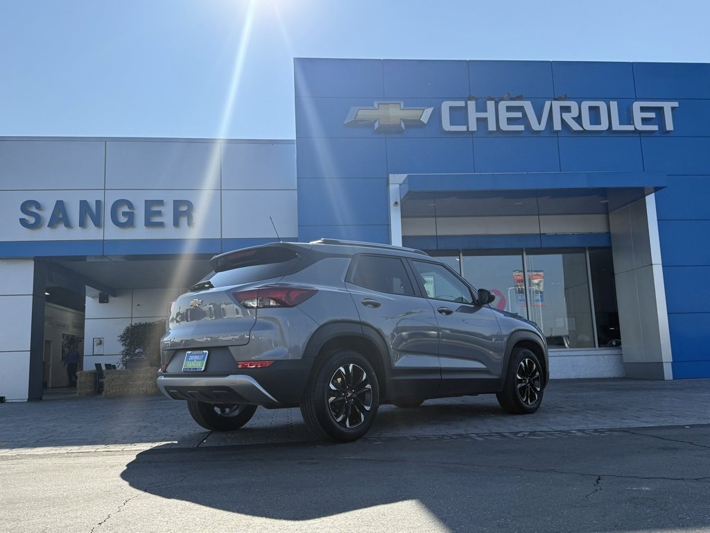 2023 Chevrolet Silverado 1500 RST photo 4