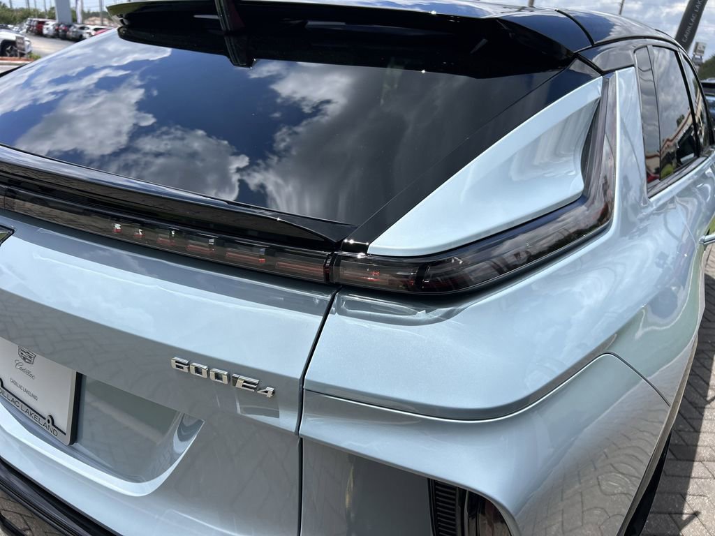 2025 Cadillac Lyriq Sport photo 9