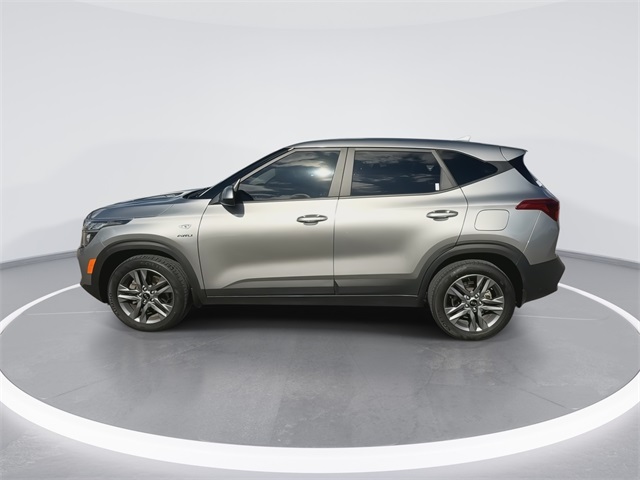 2021 Kia Seltos LX photo 5