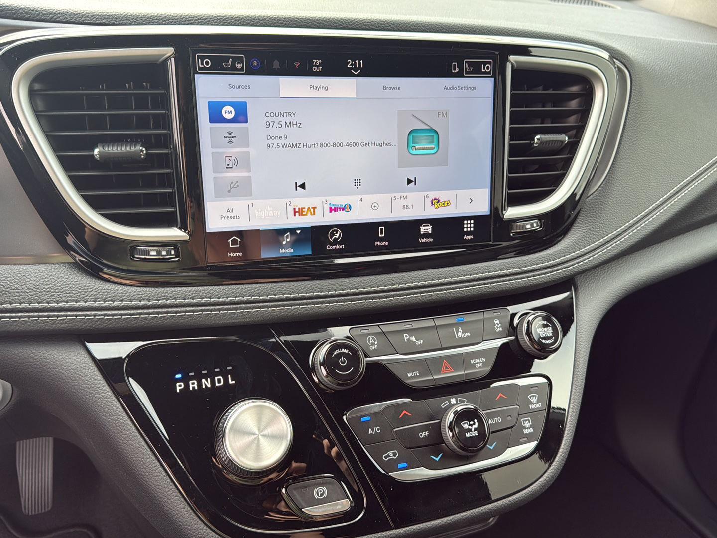2026 Chrysler Pacifica photo 5