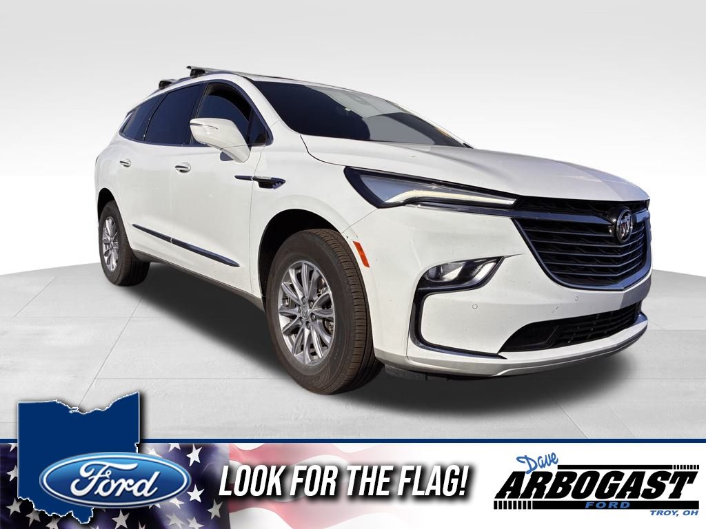 2023 Buick Enclave Essence