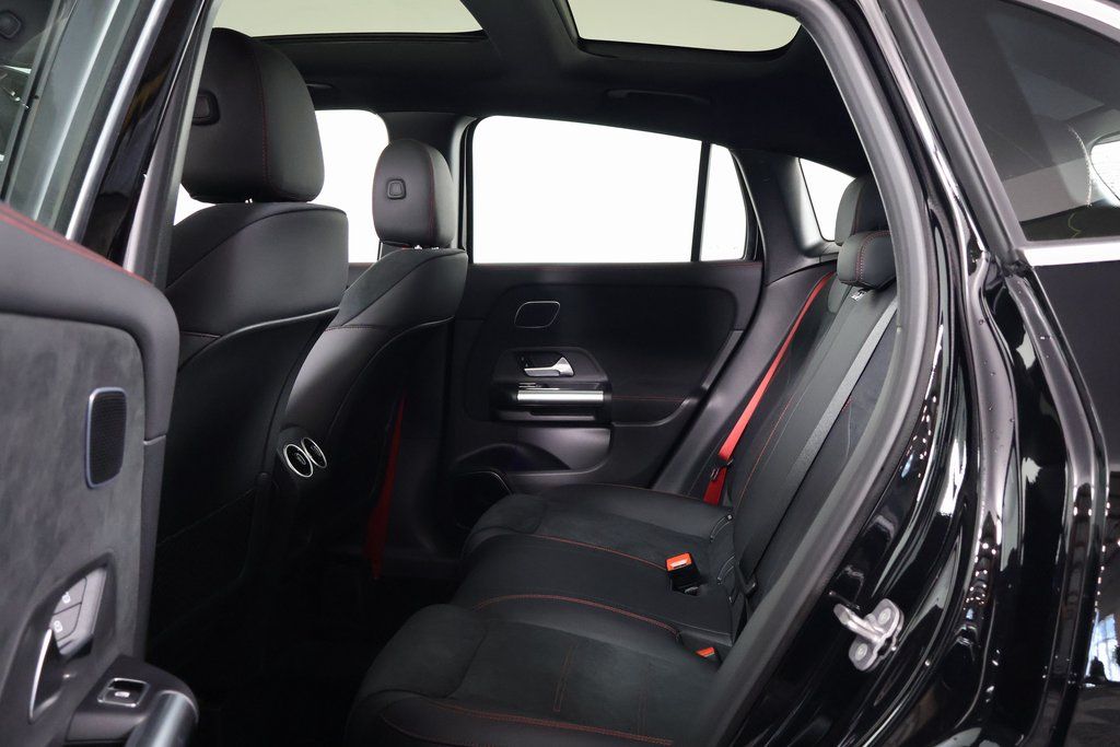 2025 Mercedes Benz GLA 35 AMG 4MATIC photo 6