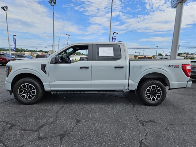 2023 Ford F-150 STX photo 2