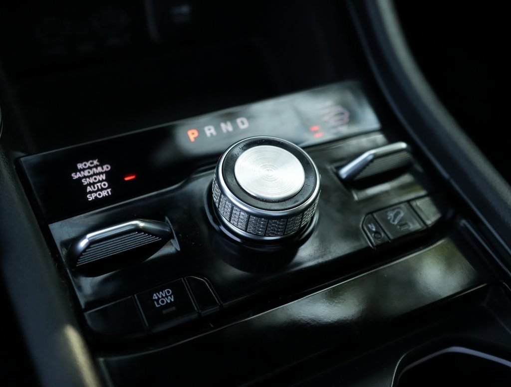 2022 Jeep Grand Cherokee Overland photo 23