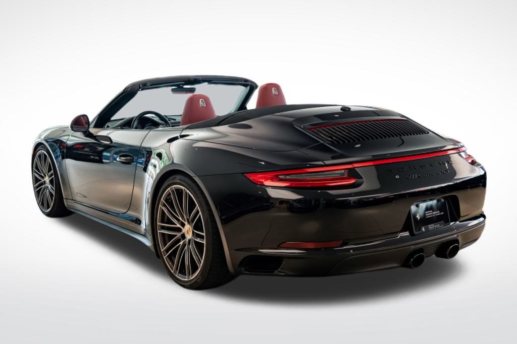 2018 Porsche 911 4S Cabriolet photo 3