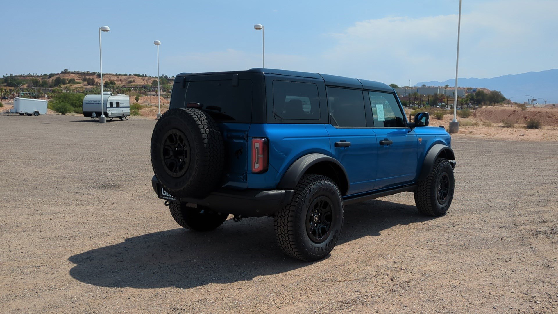 2025 Ford Bronco Badlands photo 2