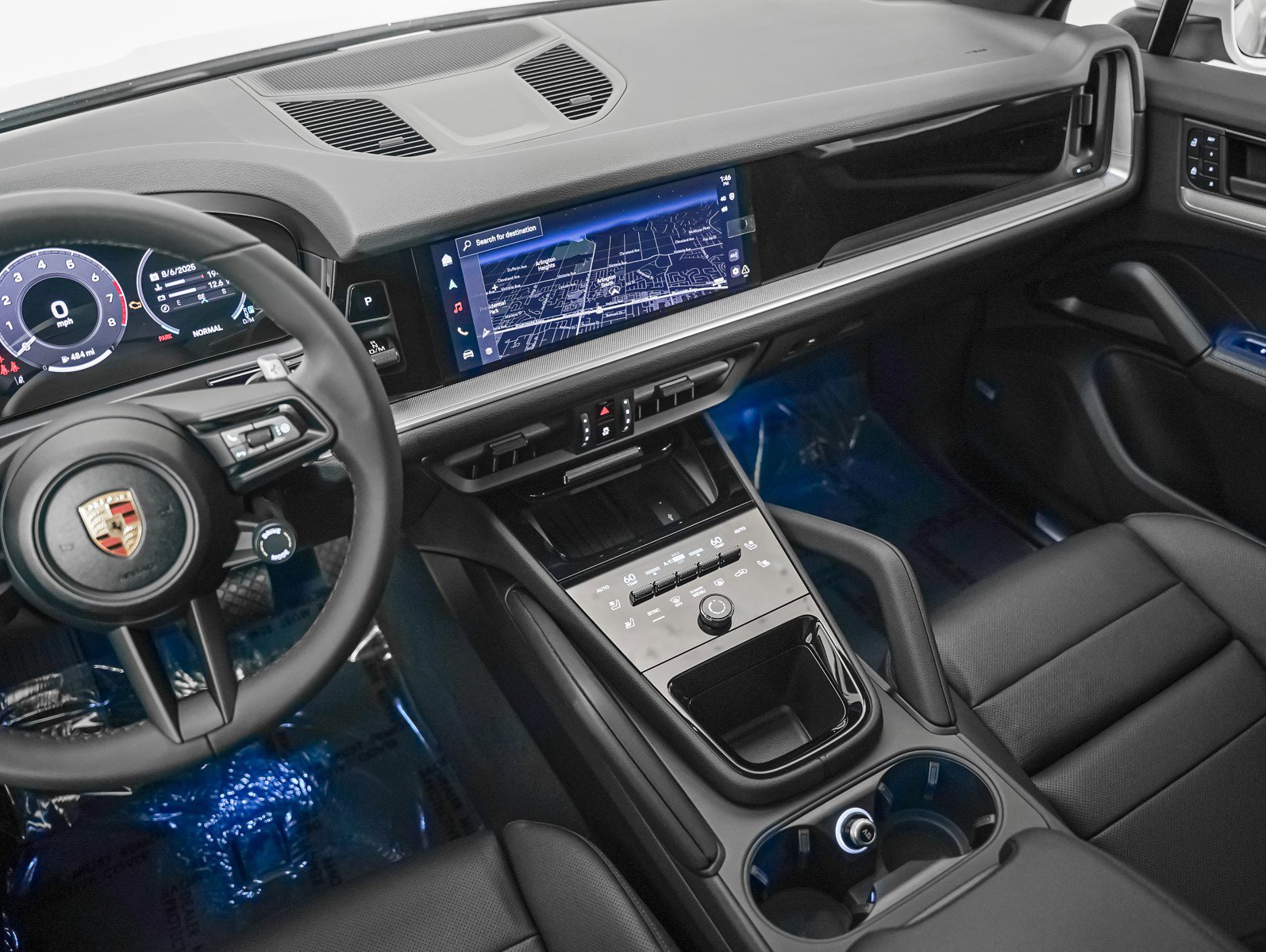 2025 Porsche Cayenne photo 19