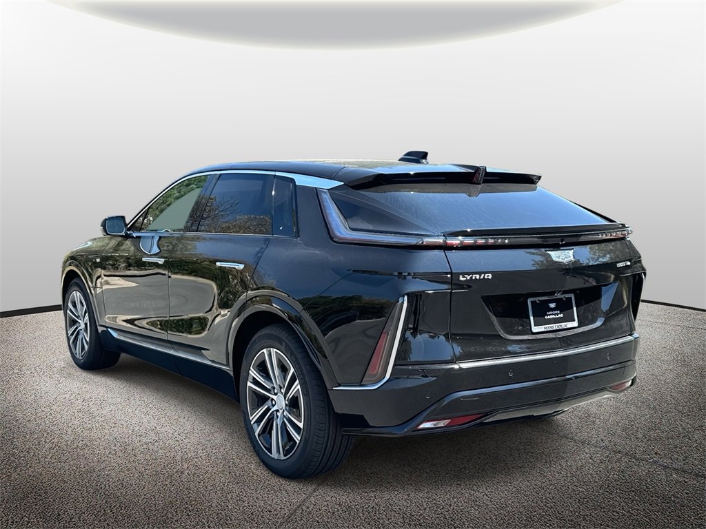 2026 Cadillac Lyriq Luxury photo 4