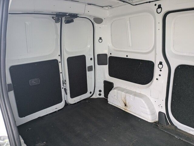 2020 Nissan NV200 SV photo 26