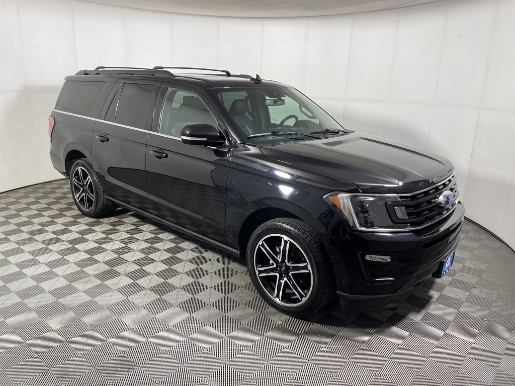 2021 Ford Expedition Limited's photo