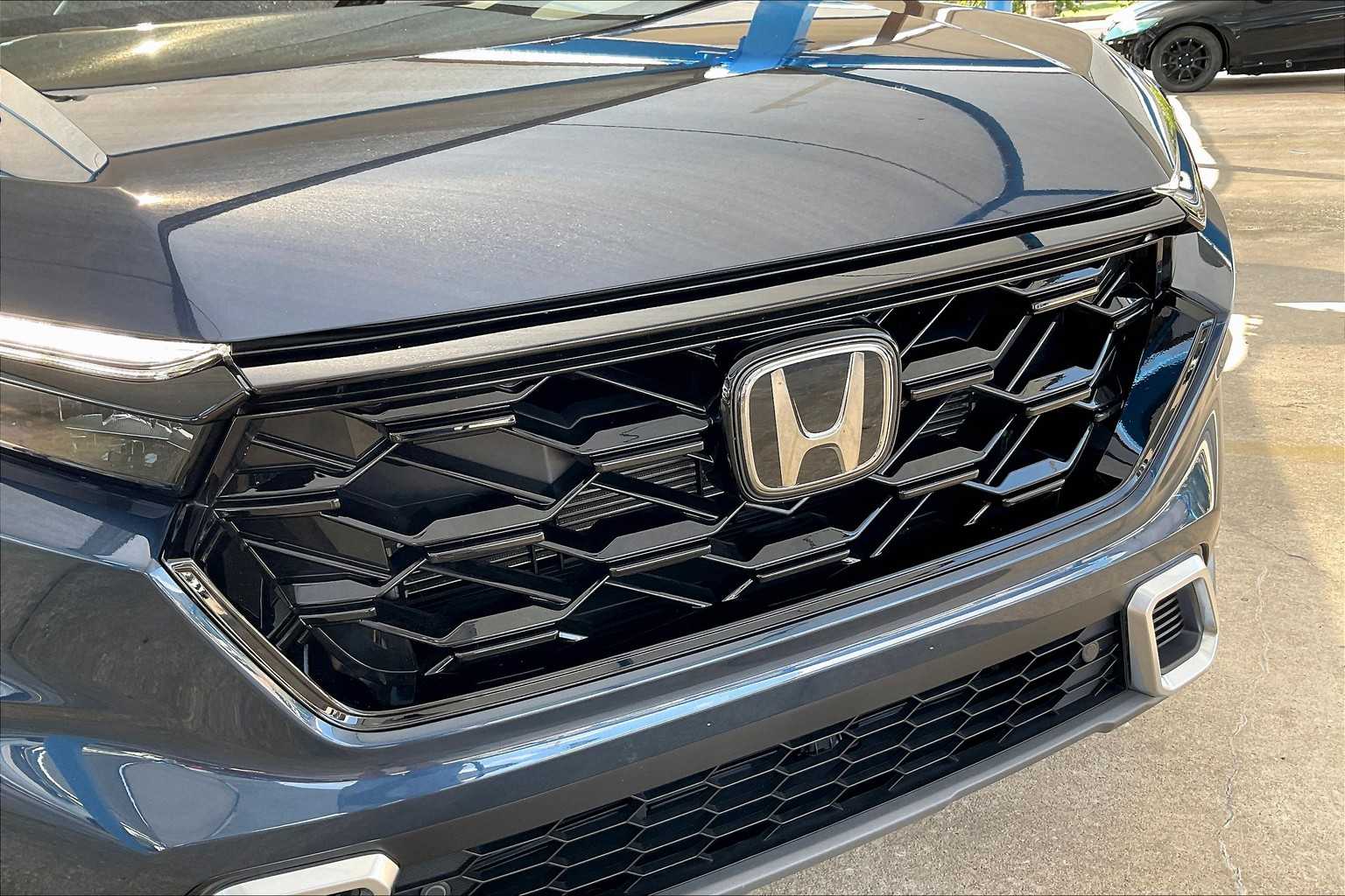 2025 Honda CR-V Hybrid Sport Touring photo 27