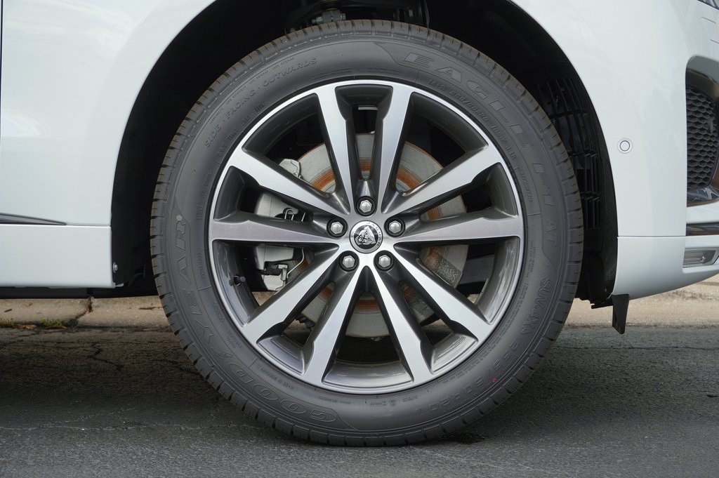 2026 JAGUAR F-PACE - Image 8