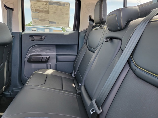 2025 Ford Maverick photo 11