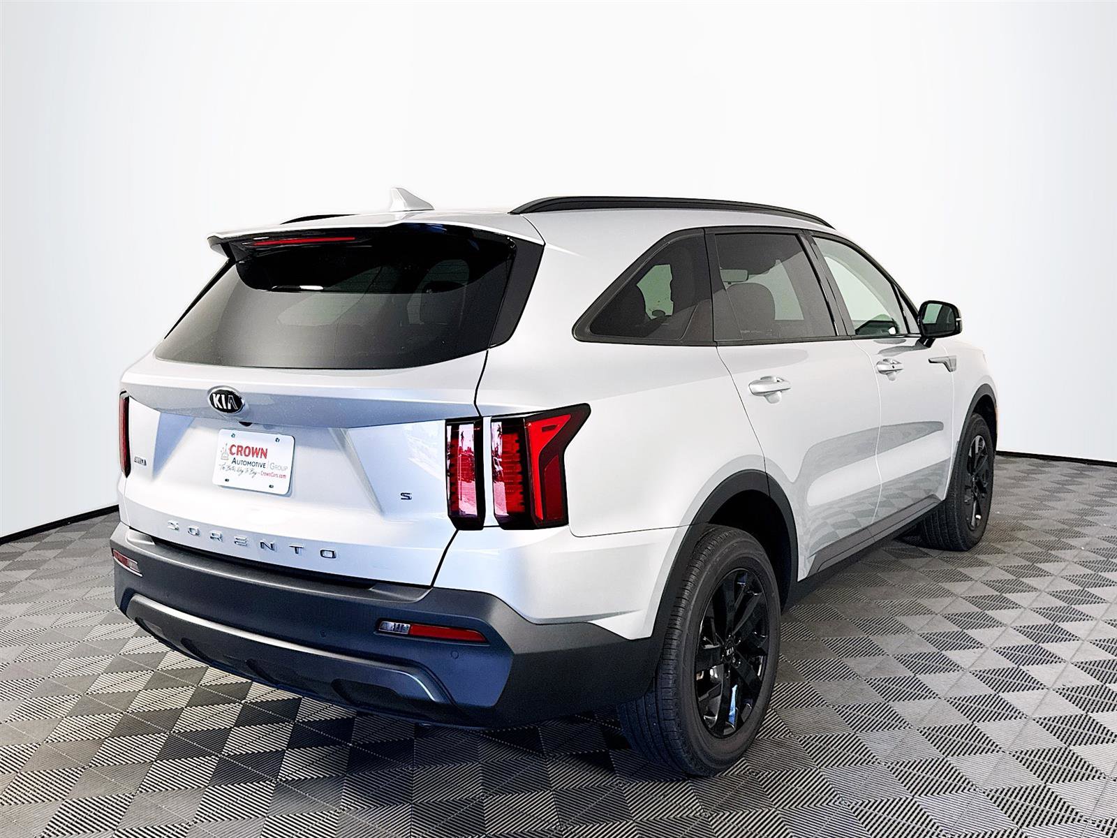 2021 Kia Sorento S photo 7