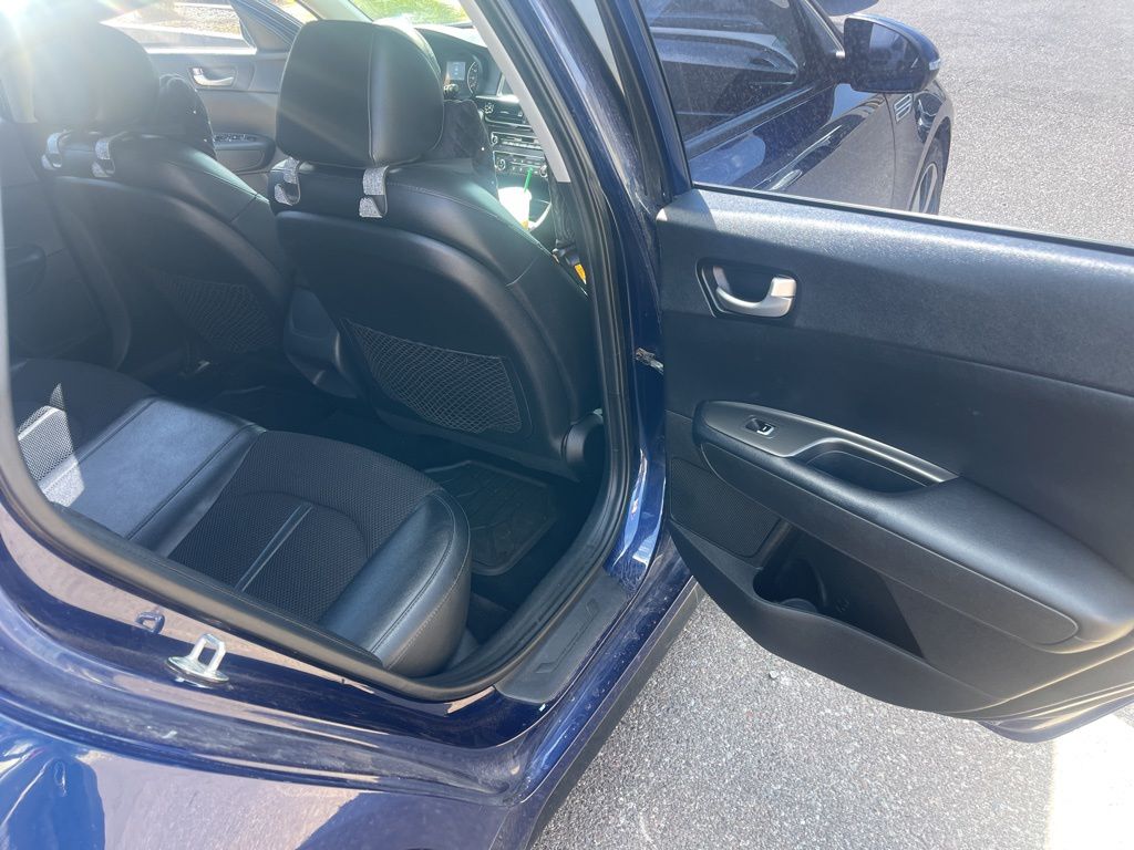 2019 Kia Optima S photo 12
