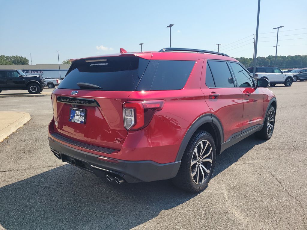 2020 Ford Explorer ST photo 3