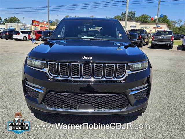 2025 Jeep Grand Cherokee Limited photo 2