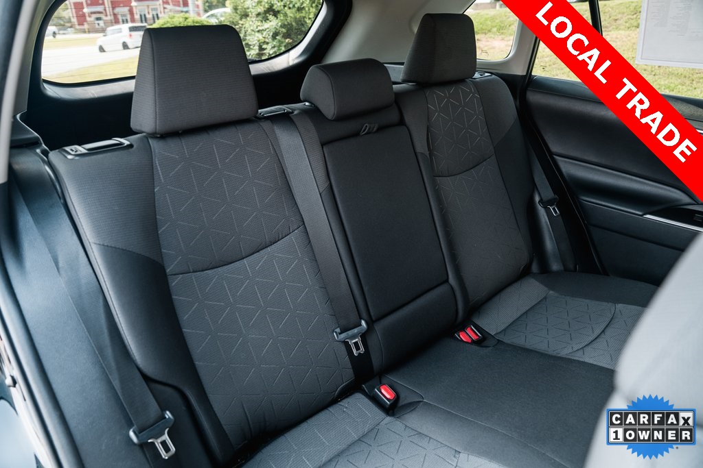 2021 Toyota RAV4 XLE photo 25