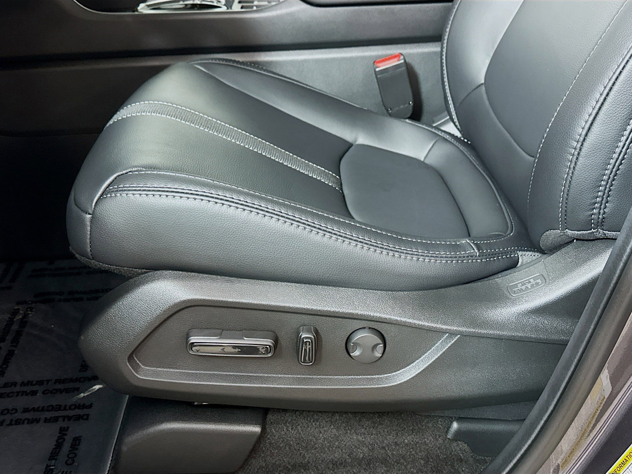 2025 Honda Pilot Touring photo 17