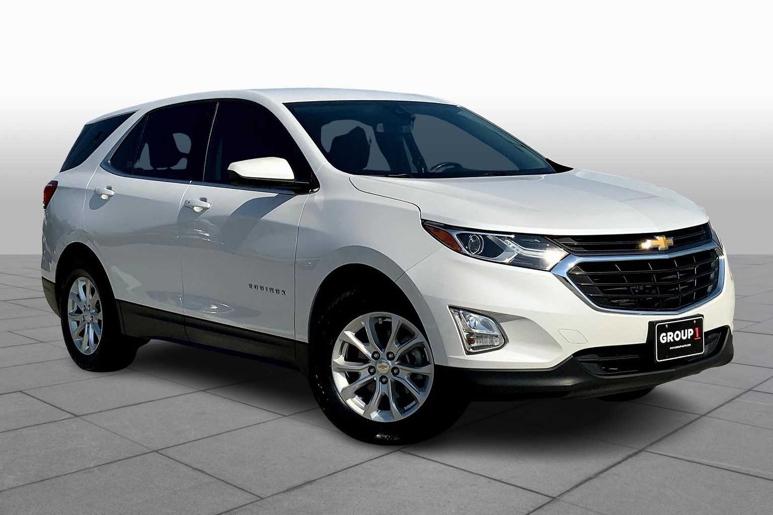 2020 Chevrolet Equinox LT photo 2