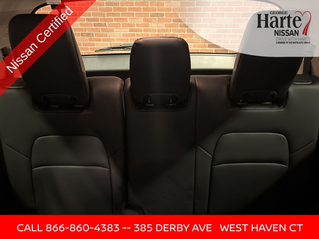2022 Nissan Pathfinder Platinum photo 22