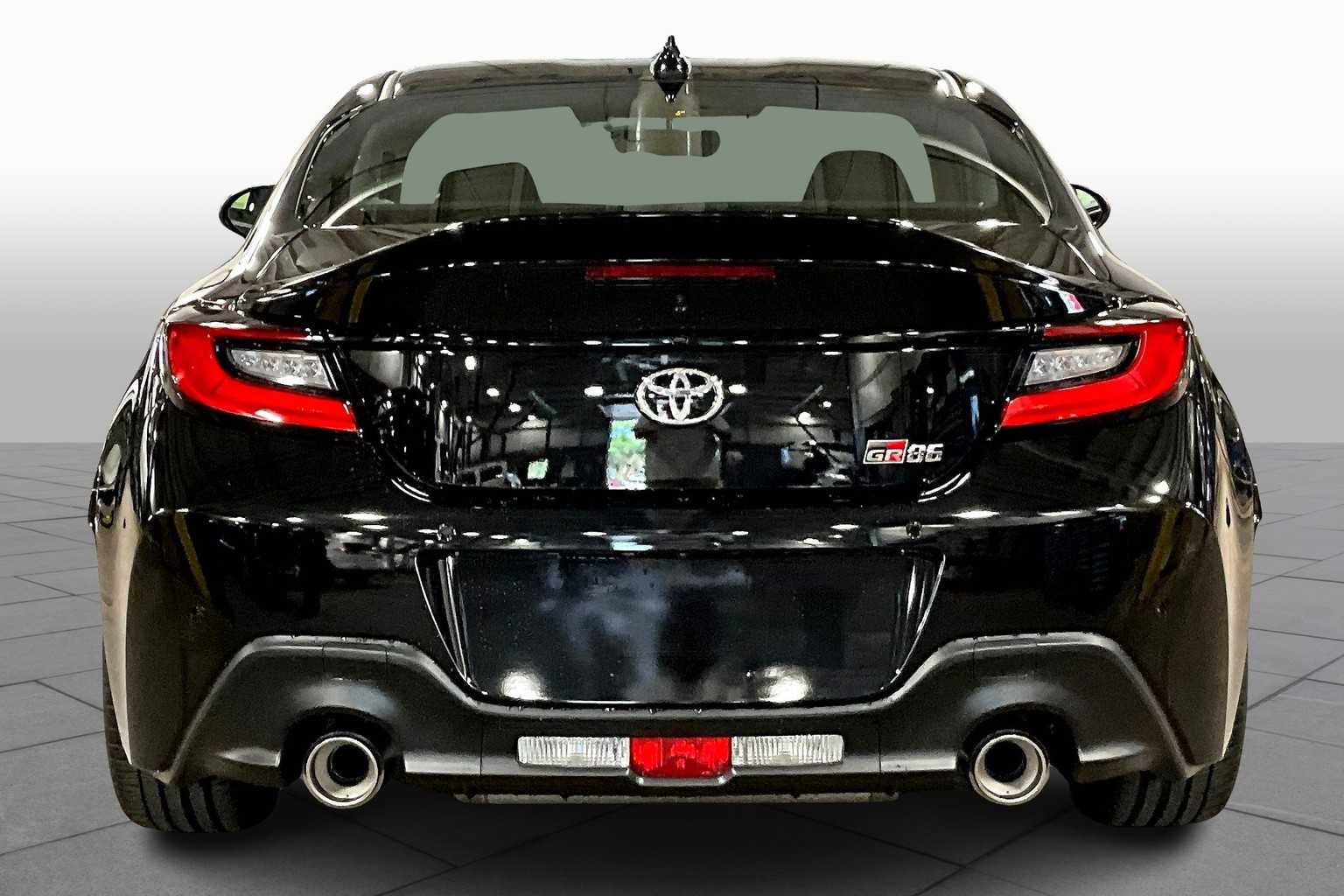 2025 Toyota GR86 Premium photo 4