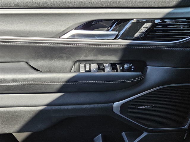2025 Jeep Wagoneer Series II Overland photo 29
