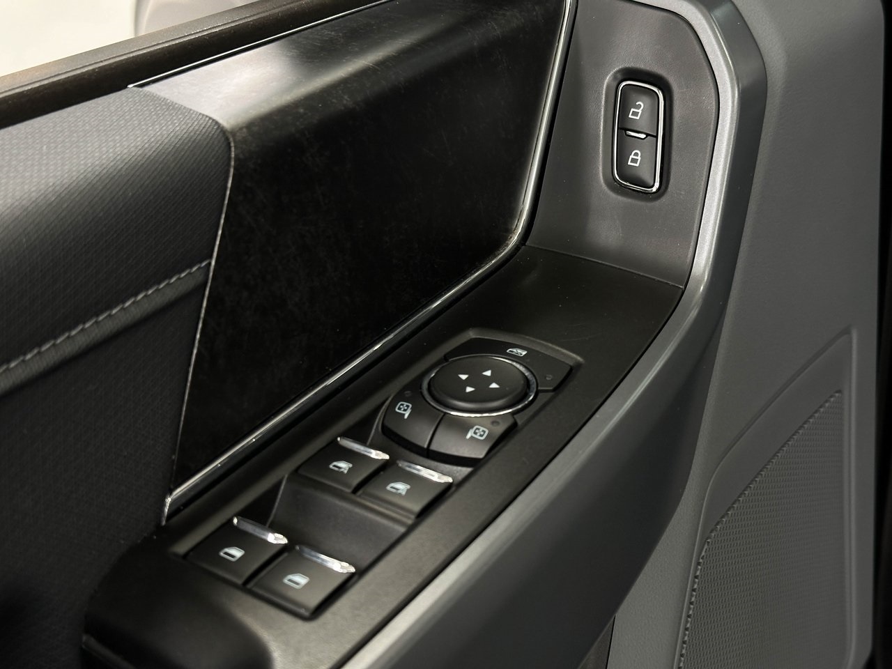 2022 Ford F-150 XLT photo 21
