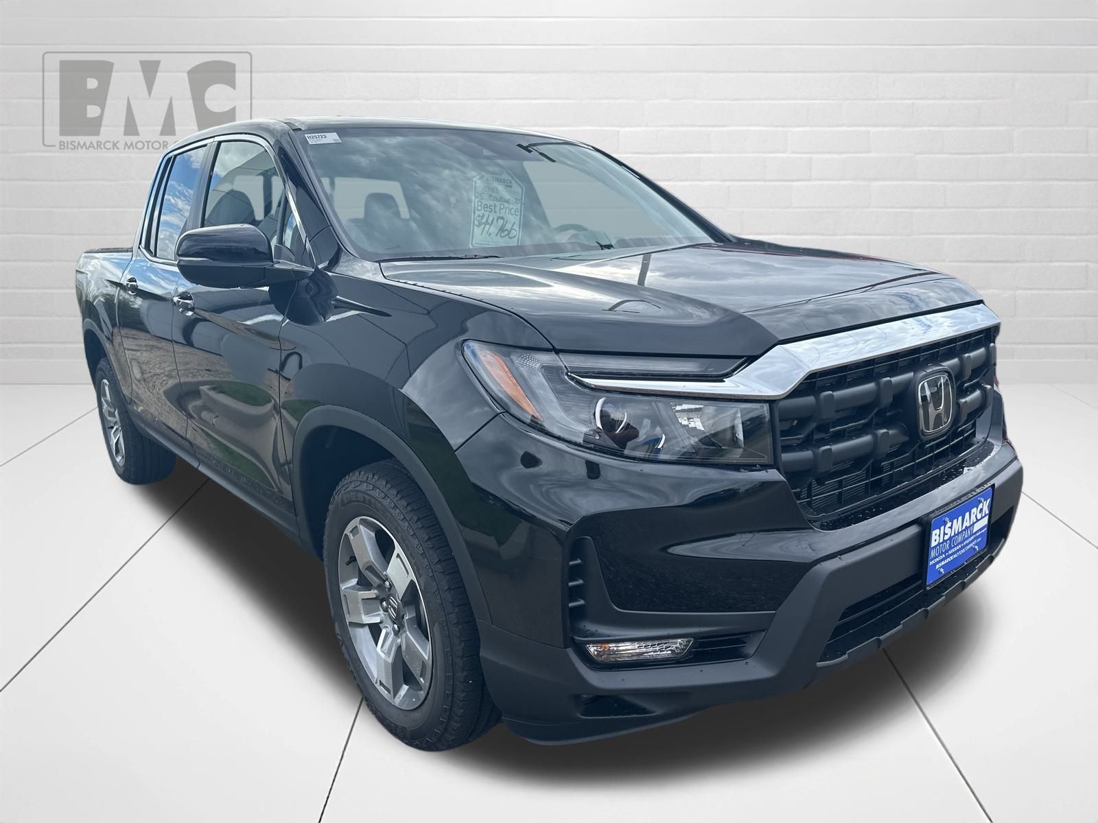 2025 Honda Ridgeline RTL photo 3