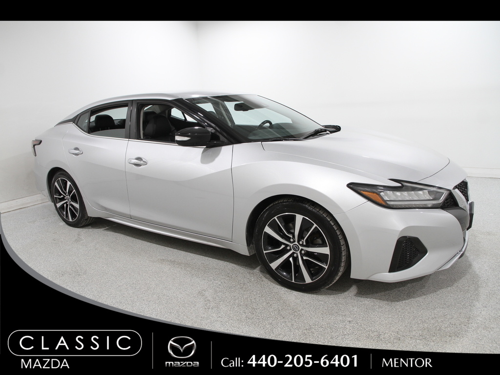 2023 Nissan Maxima SV