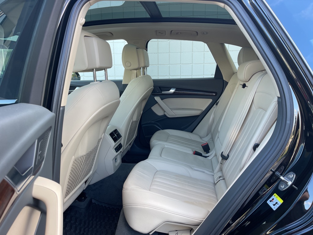 2018 Audi Q5 2.0T Premium photo 17