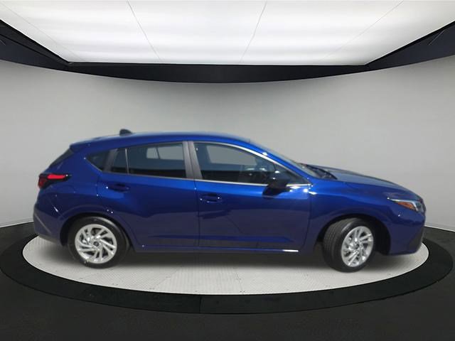 2025 Subaru Impreza Base photo 9
