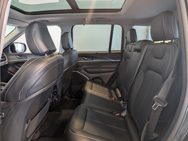 2022 Jeep Grand Cherokee Limited 4xe photo 23