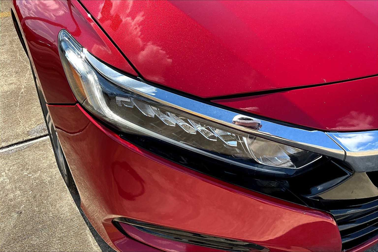 2018 Honda Accord EX 1.5T photo 24