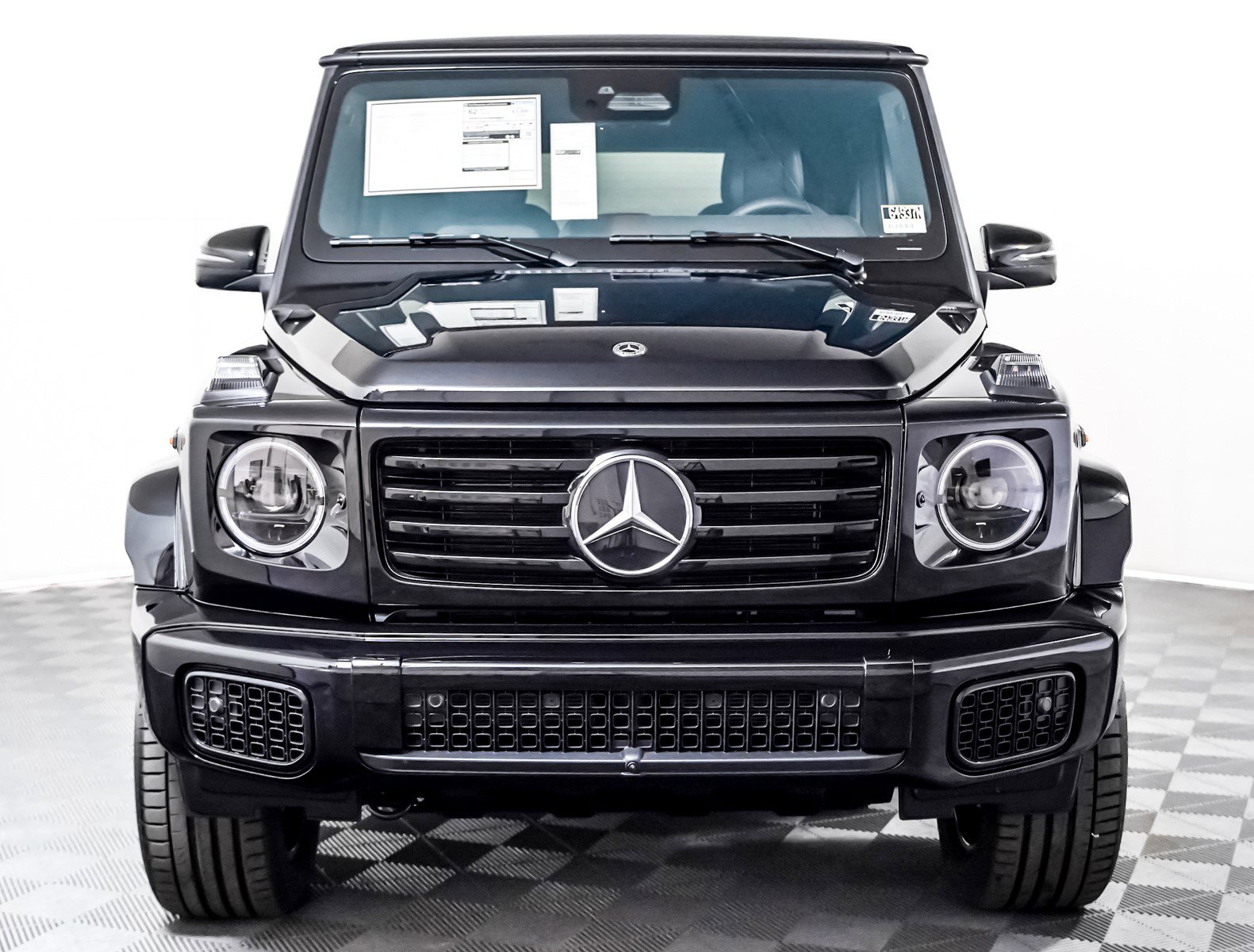 2025 Mercedes Benz G photo 5