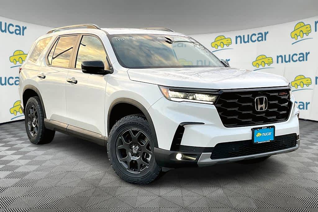 2025 Honda Pilot TrailSport's photo