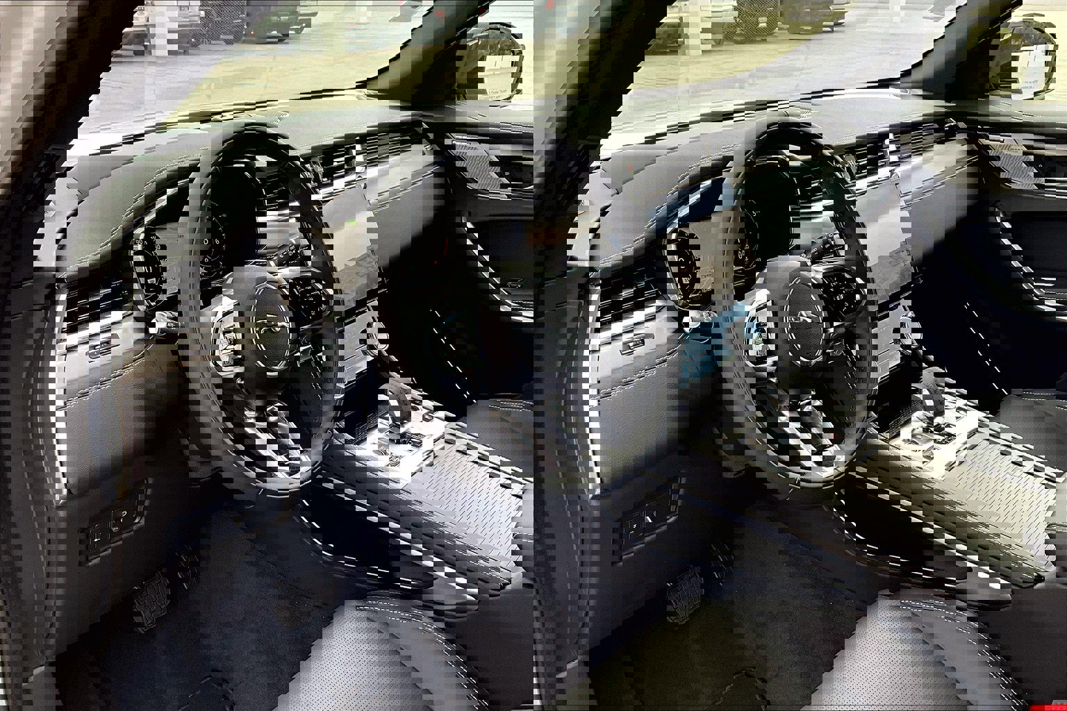 2026 Jaguar F-PACE P250 R-Dynamic S photo 5