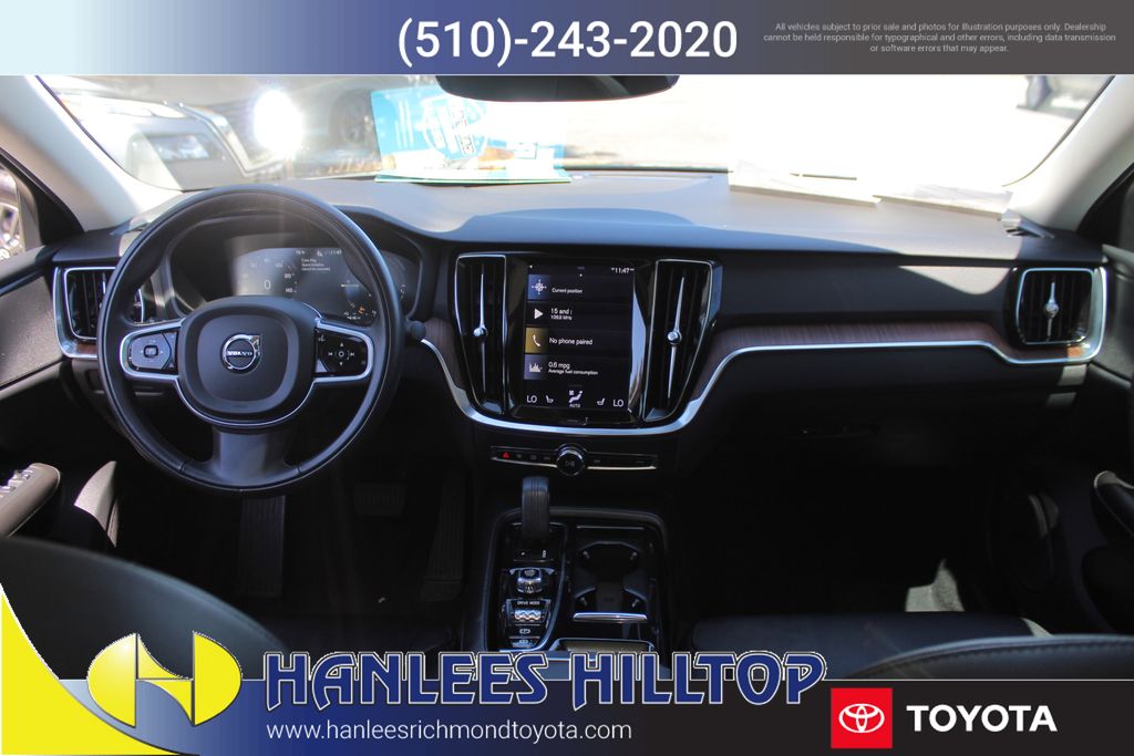 2021 Volvo S60 Recharge T8 R-Design Expression AWD photo 14