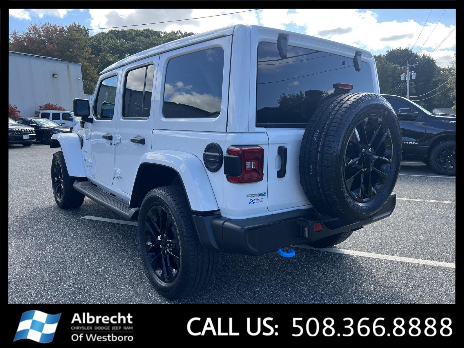 2022 Jeep Wrangler Unlimited Sahara 4xe photo 3