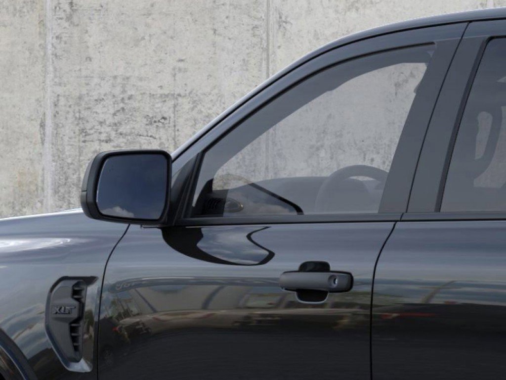 2025 Ford Ranger XLT photo 17