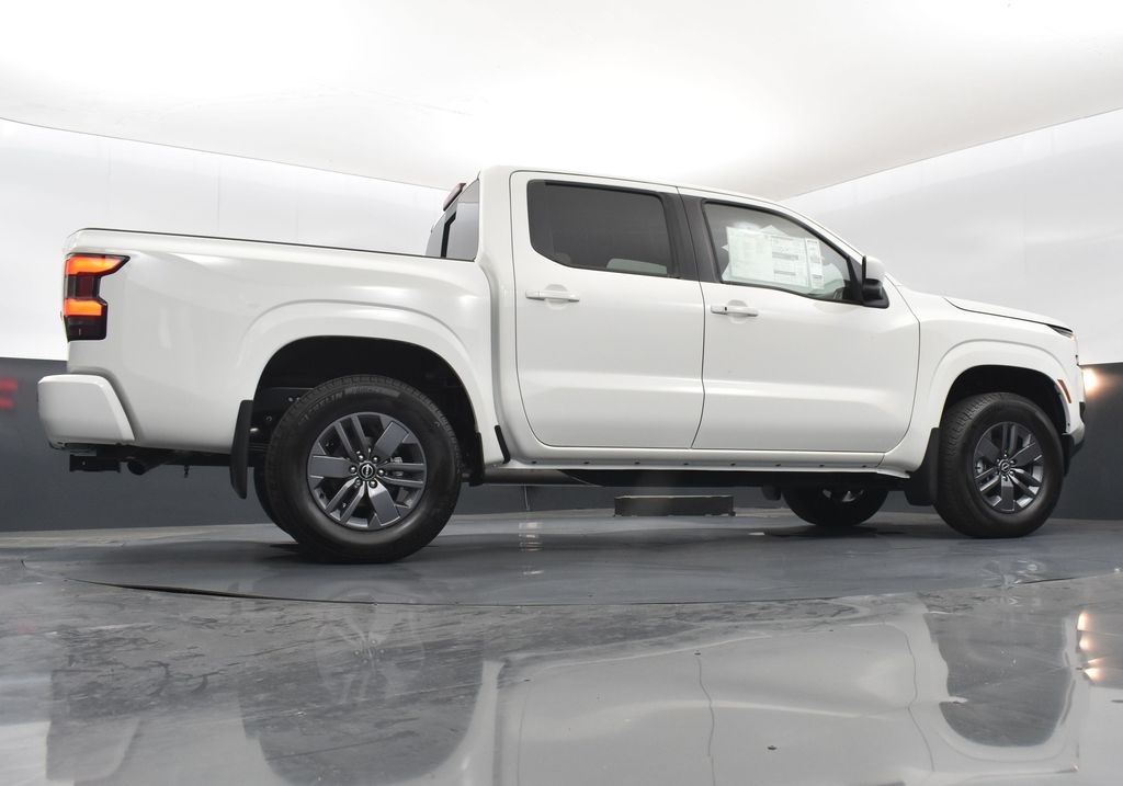 2025 Nissan Frontier SV photo 36