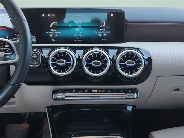 2021 Mercedes Benz A 220 photo 25