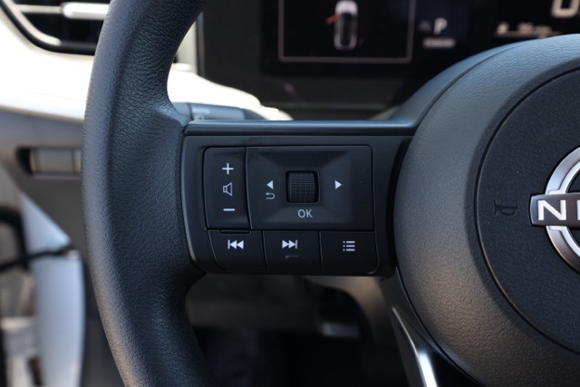 2026 Nissan Kicks SV photo 23