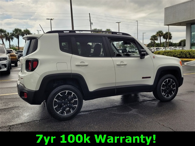 2023 Jeep Renegade Trailhawk photo 3